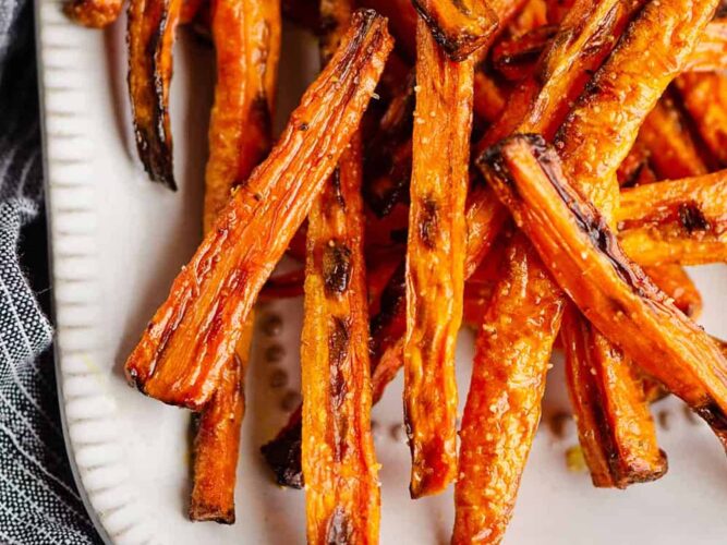 Air fryer carrot fries