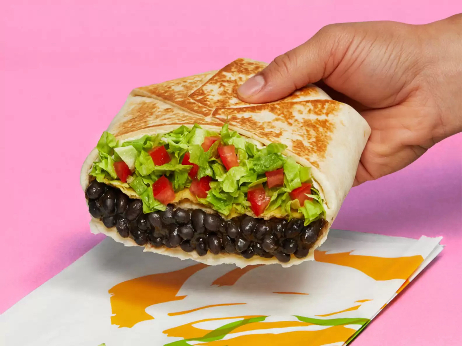 low-calorie fast food: Taco Bell black bean crunch wrap fresco style
