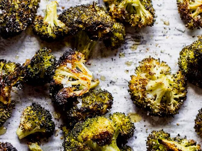 Easy roasted broccoli