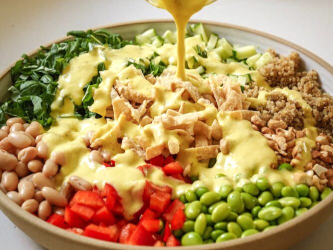 Edamame salad with quinoa