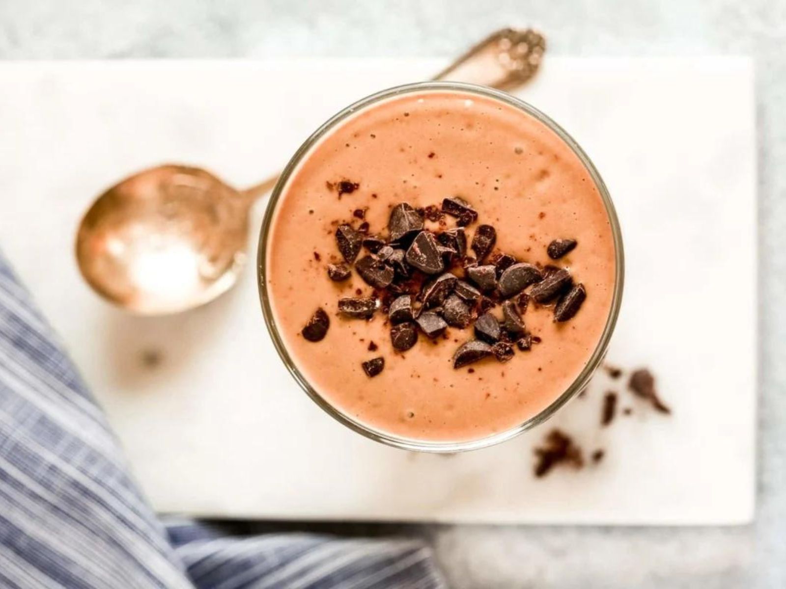 Low-carb breakfast recipes, Chocolate Smoothie, Courtesy of Primavera Kitchen