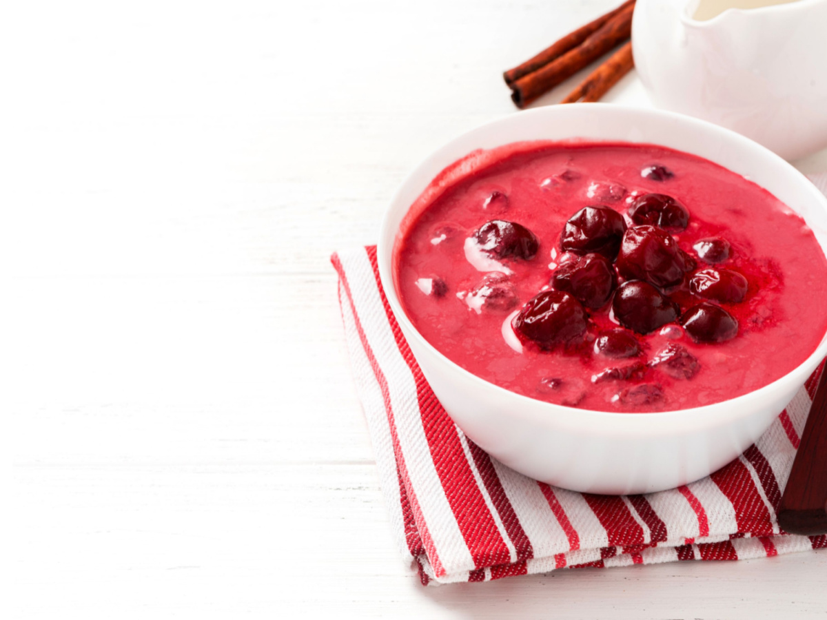 Meggyleves (Hungarian chilled cherry soup)