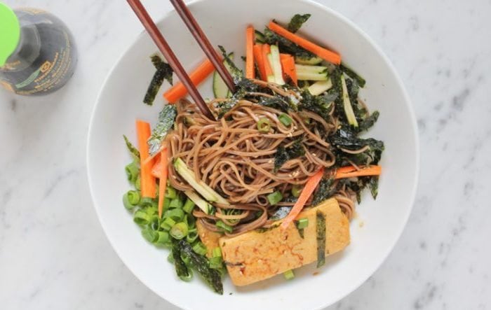 Soba noodles with tofu