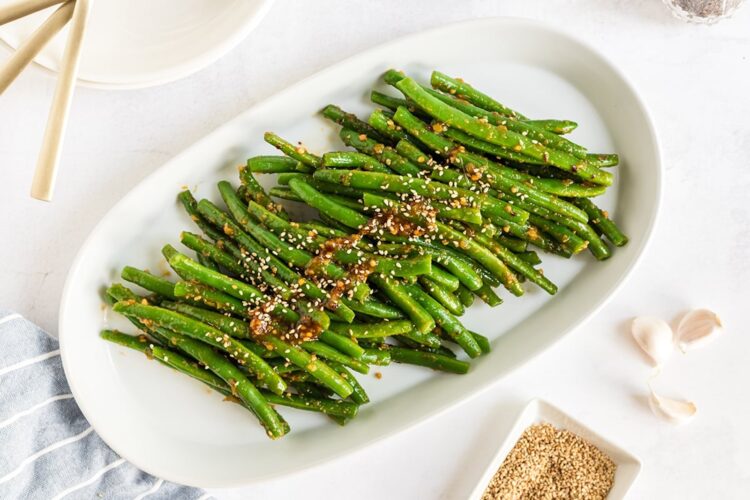 Copycat PF Chang's spicy green beans
