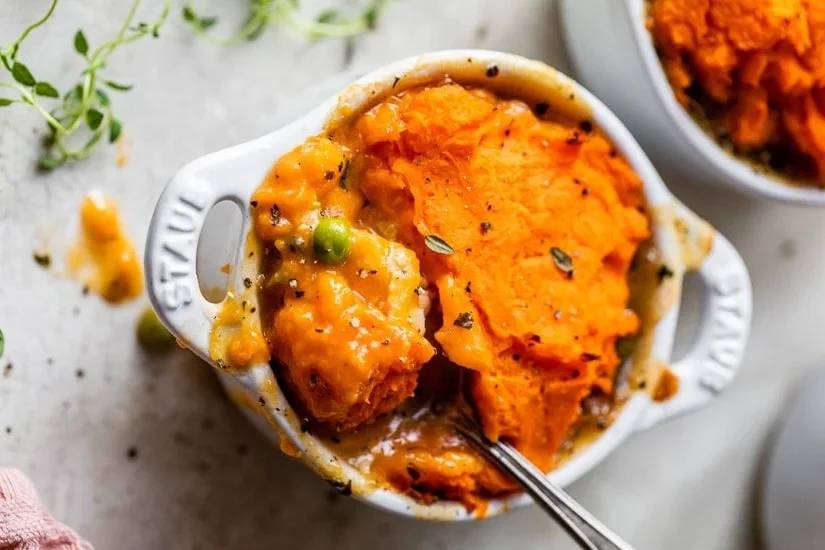 Healthy Thanksgiving Leftover Recipes: Turkey Pot Pie with Sweet Potato Topping