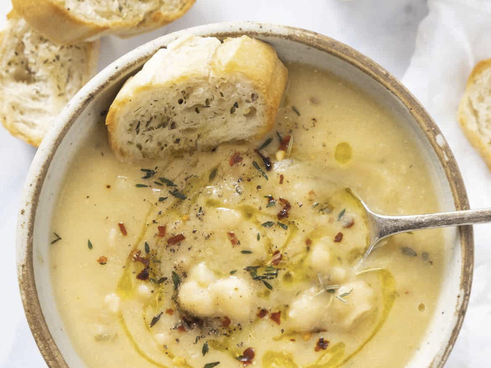 vegan garlic chickpea soup