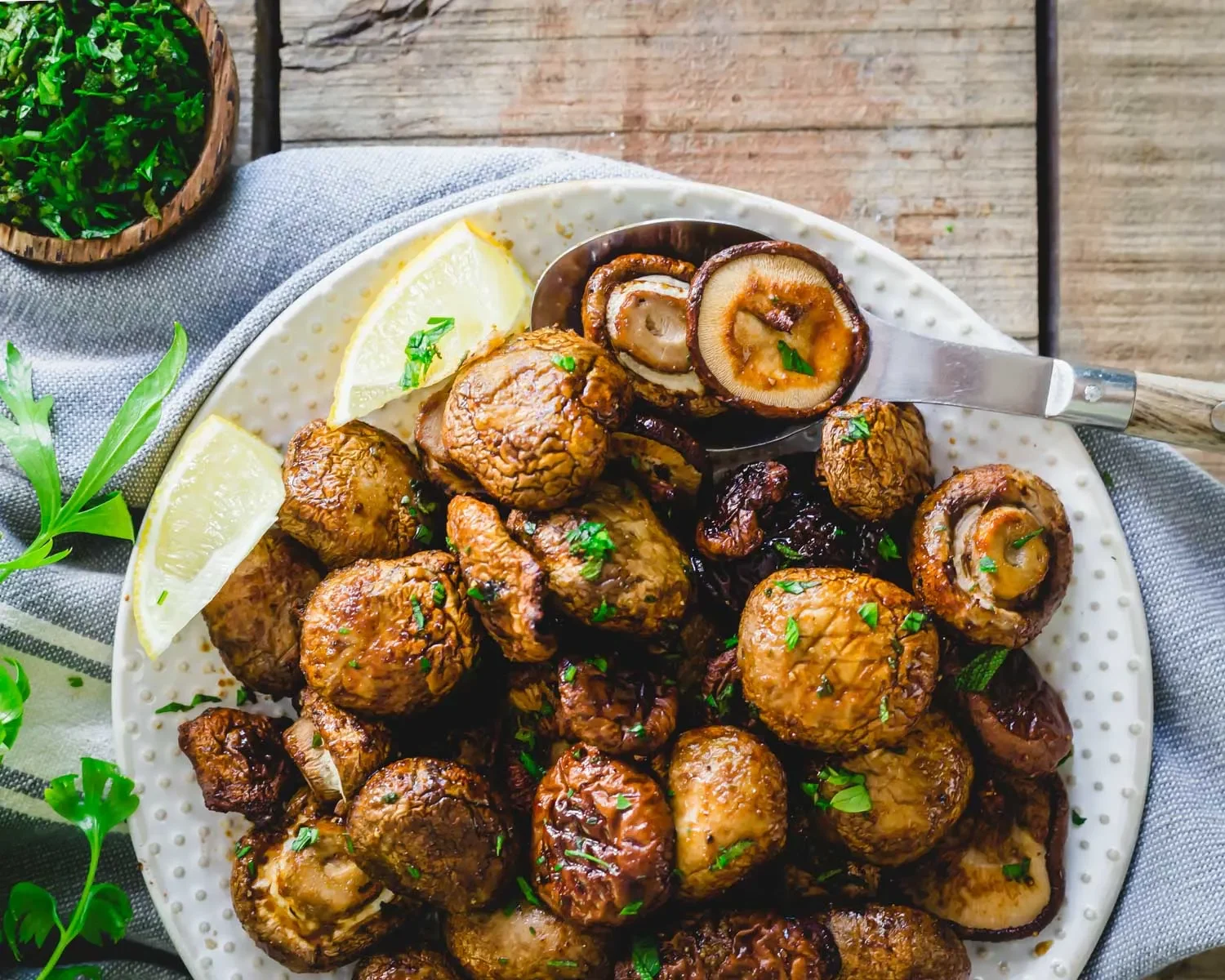 healthy mushroom recipes: Air Fryer Mushrooms