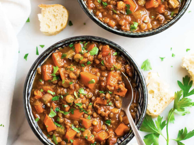 crockpot lentil soup in bowls