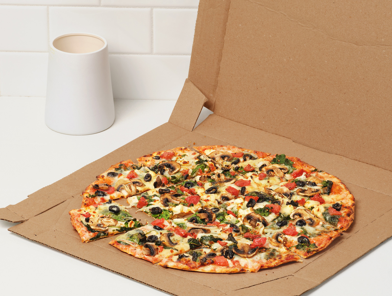 Domino's Pacific West vegetarian pizza
