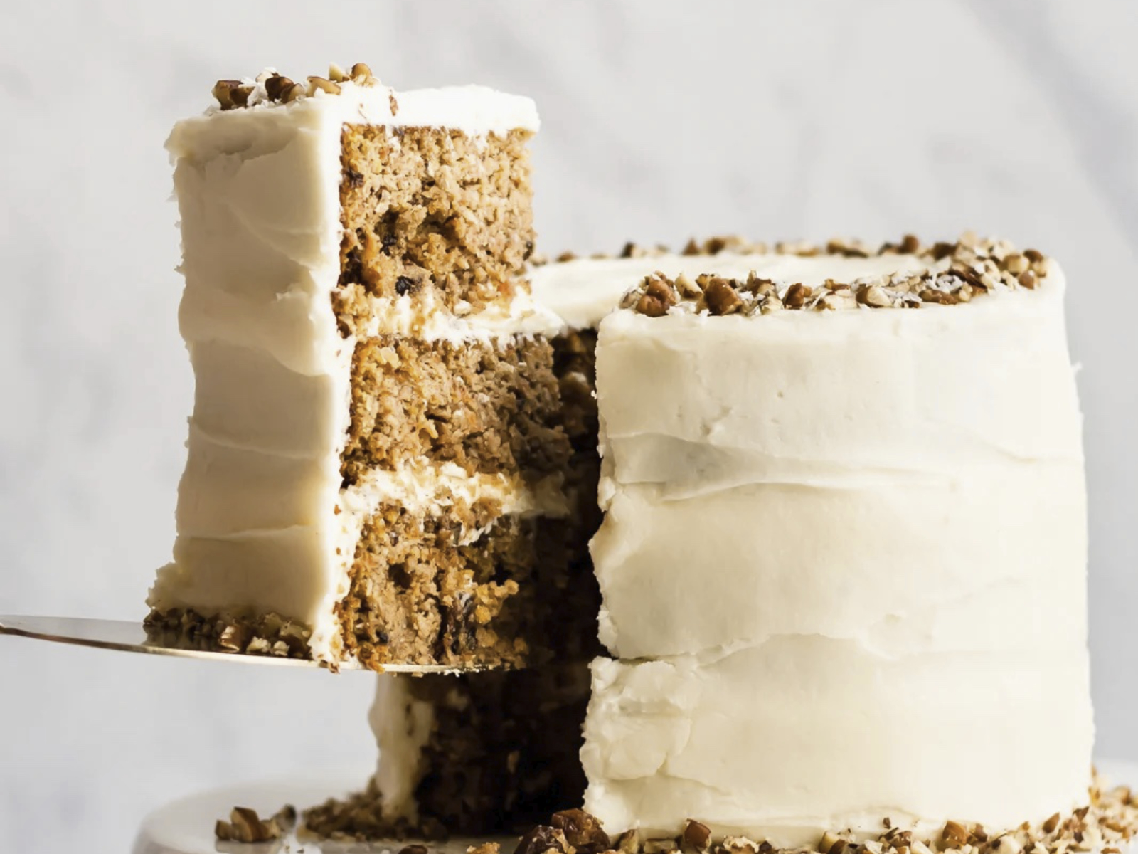 The Best Healthy Carrot Cake
