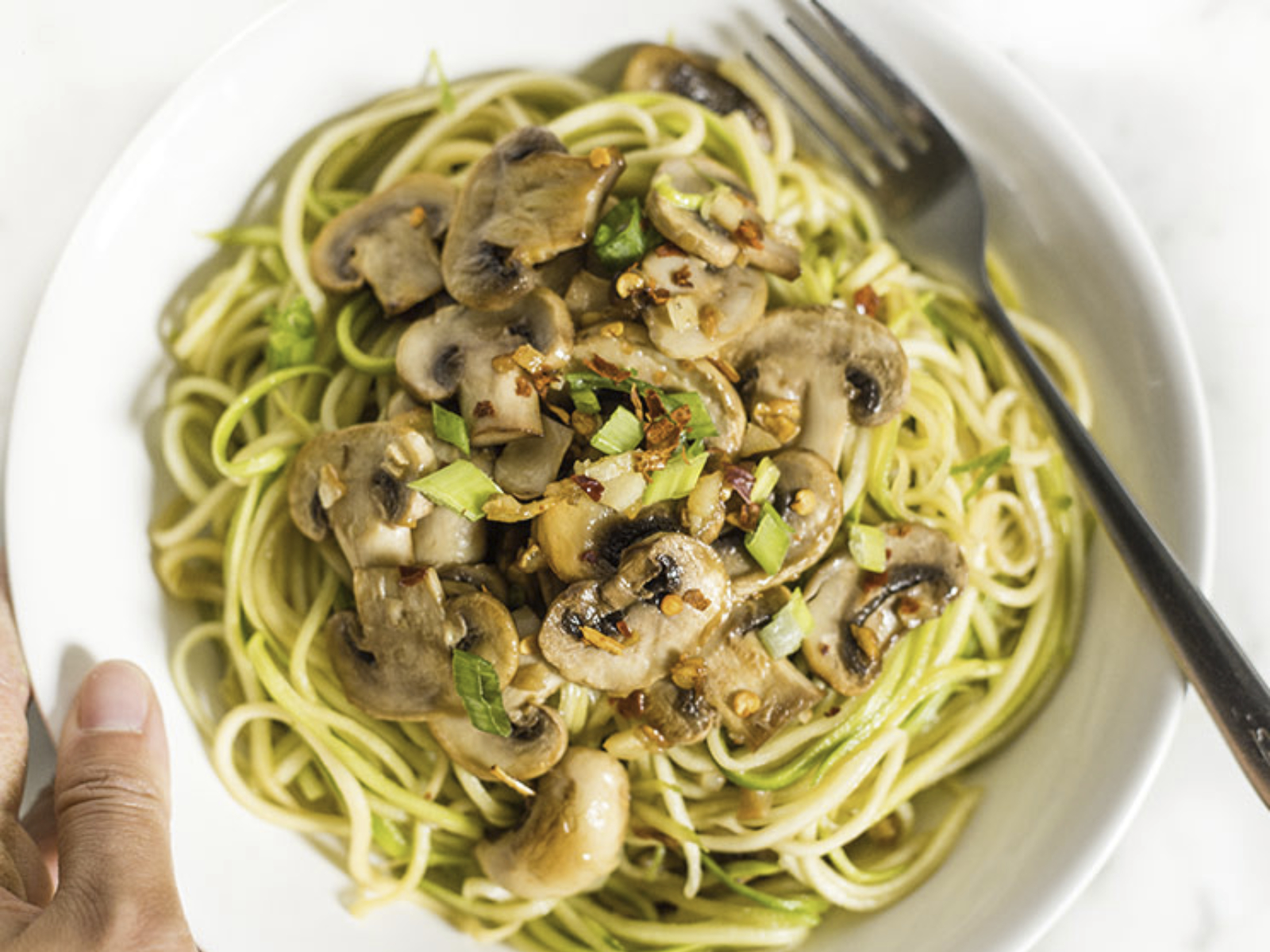 One-Pan Zucchini Noodles with Garlic Mushrooms