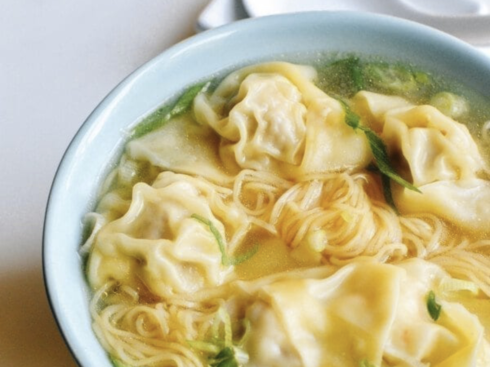 wonton noodle soup