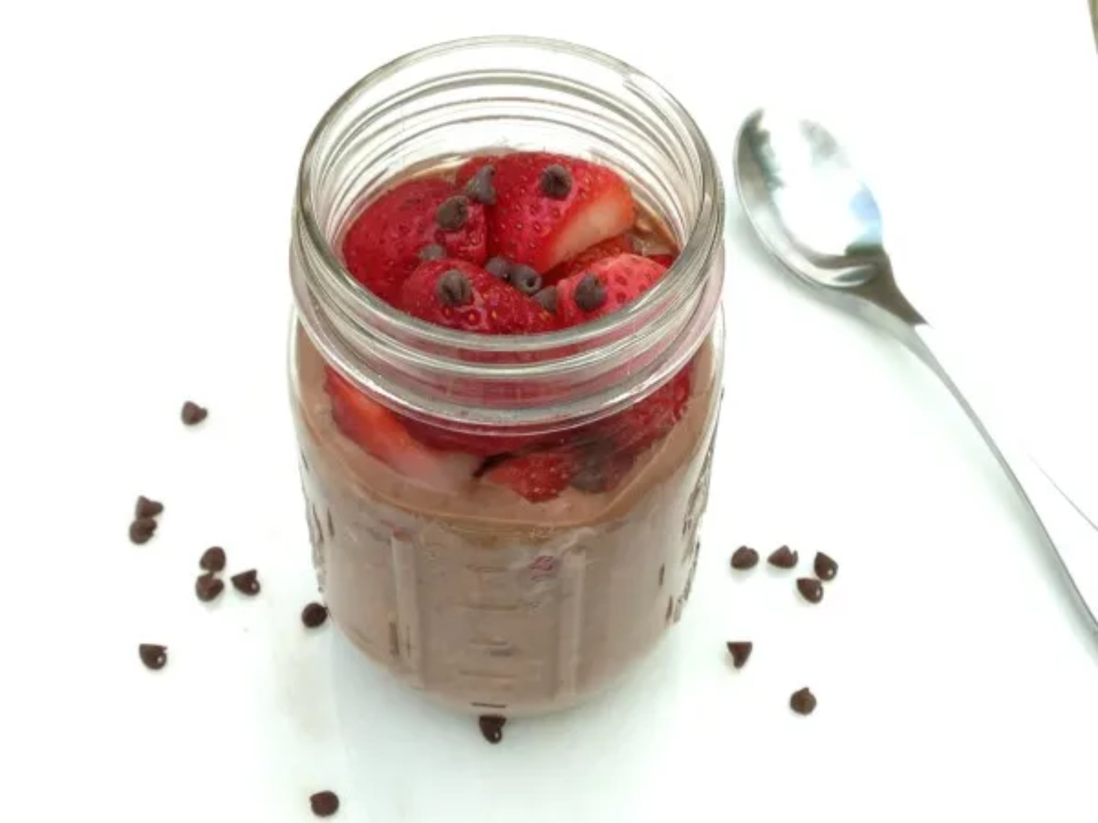 Chocolate Covered Strawberry Overnight Oats
