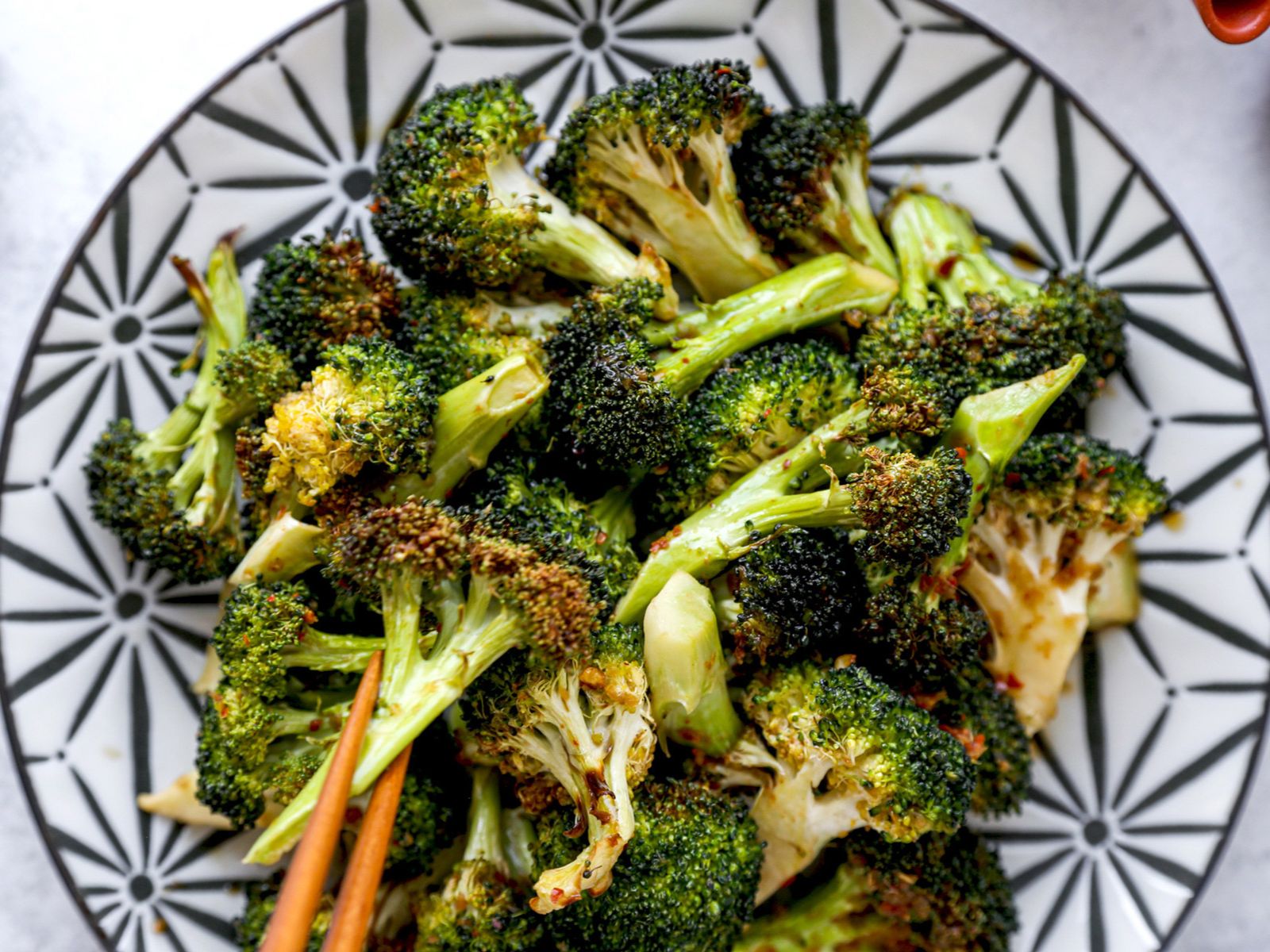 air fryer broccoli recipes: spicy