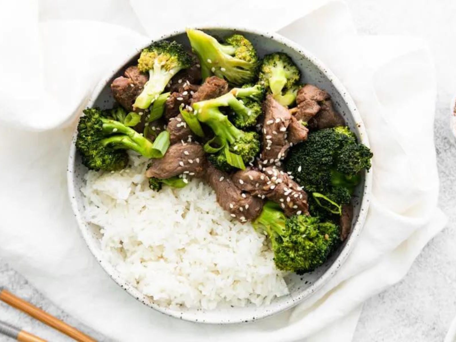 air fryer broccoli recipes: beef and broccoli
