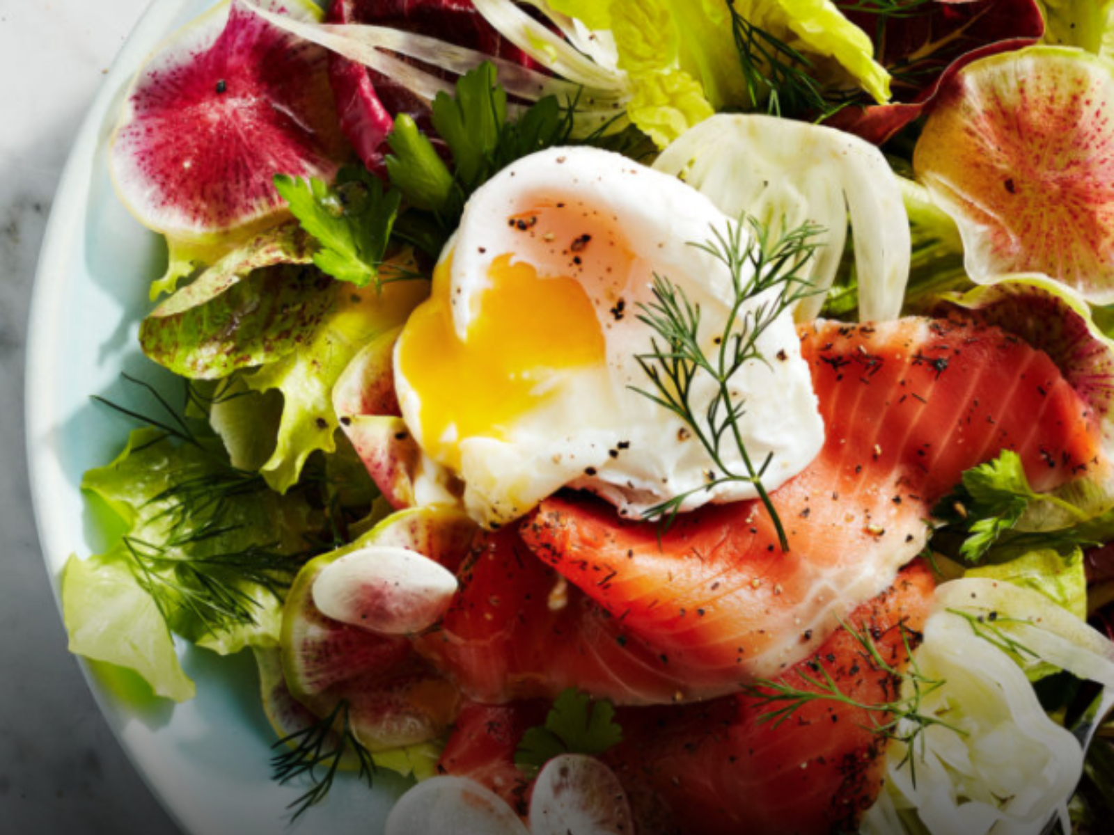 Breakfast Salad with Smoked Salmon & Poached Eggs