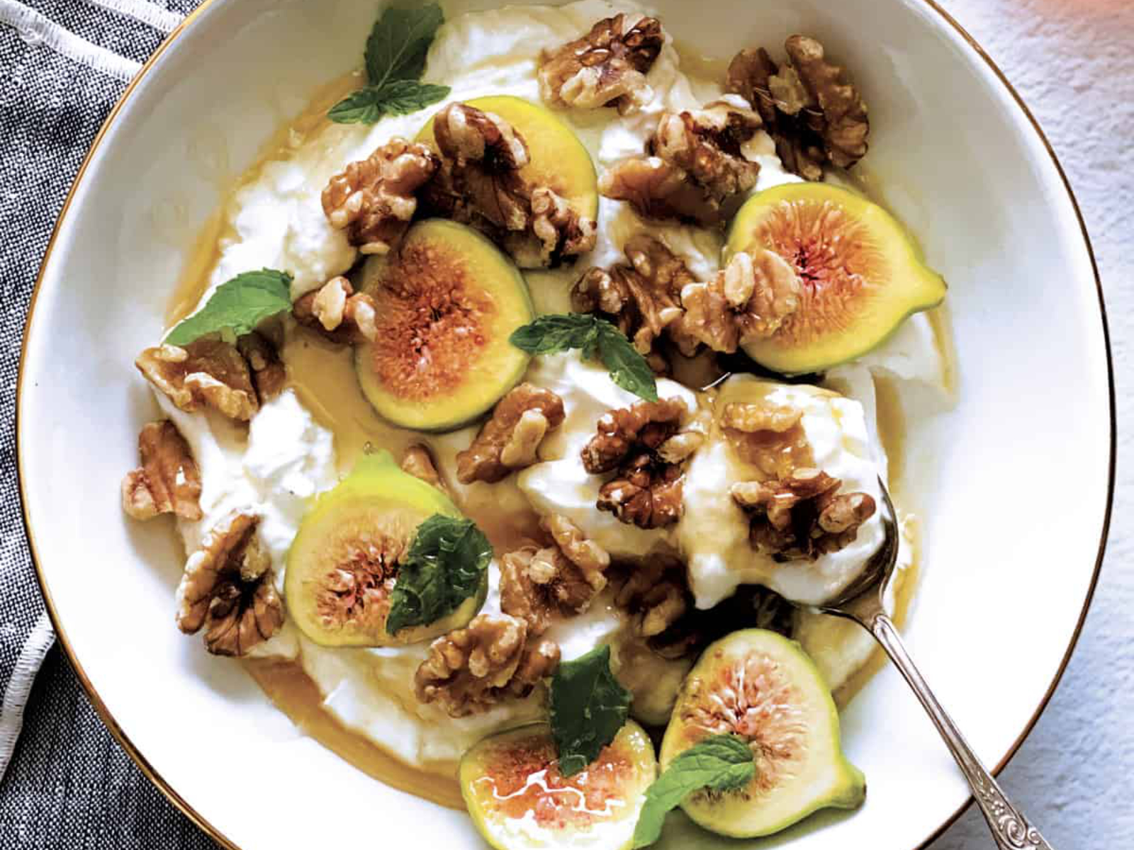 Greek Yogurt with Figs and Walnuts