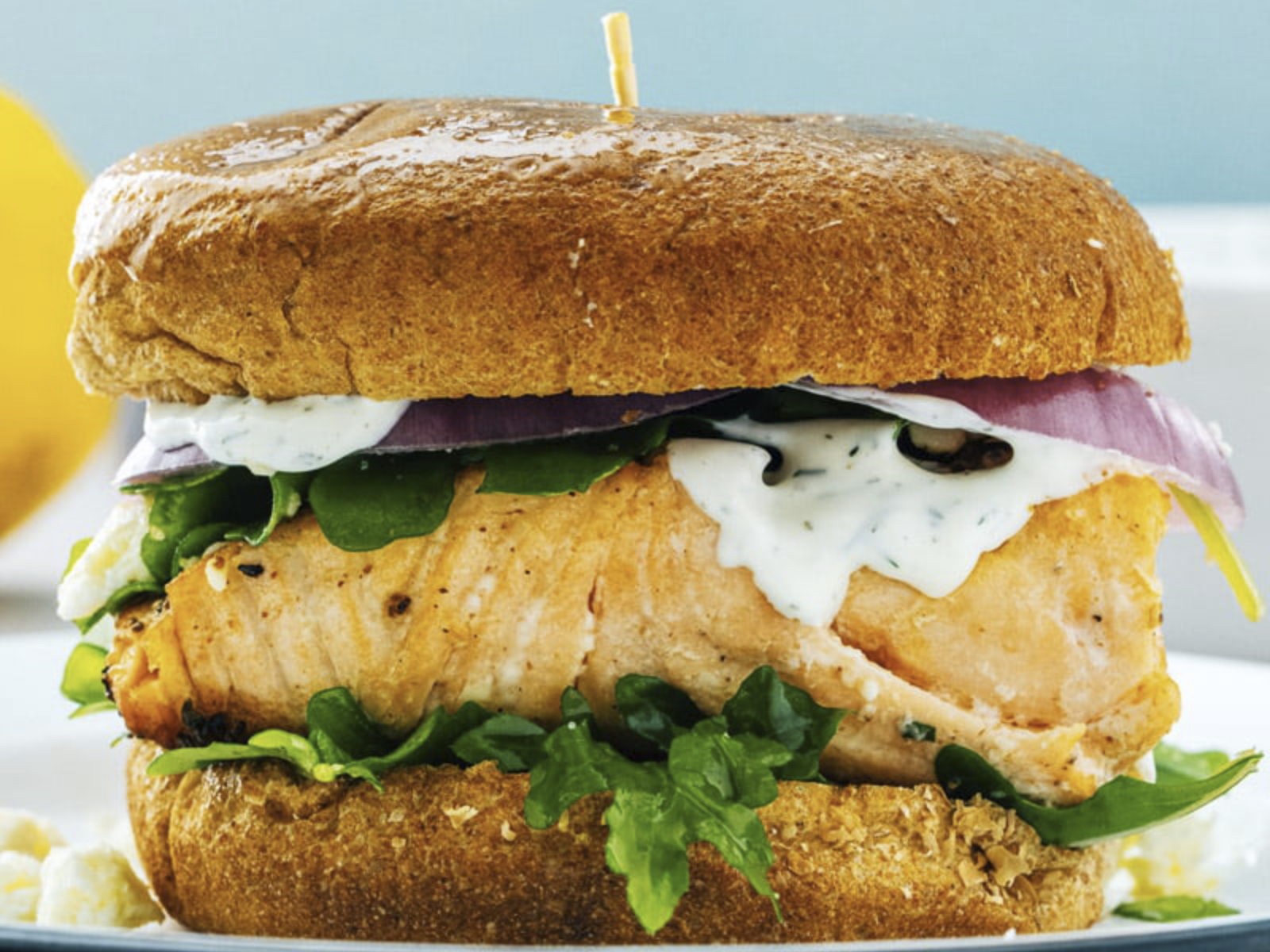 Salmon Sandwich with Dill Sauce