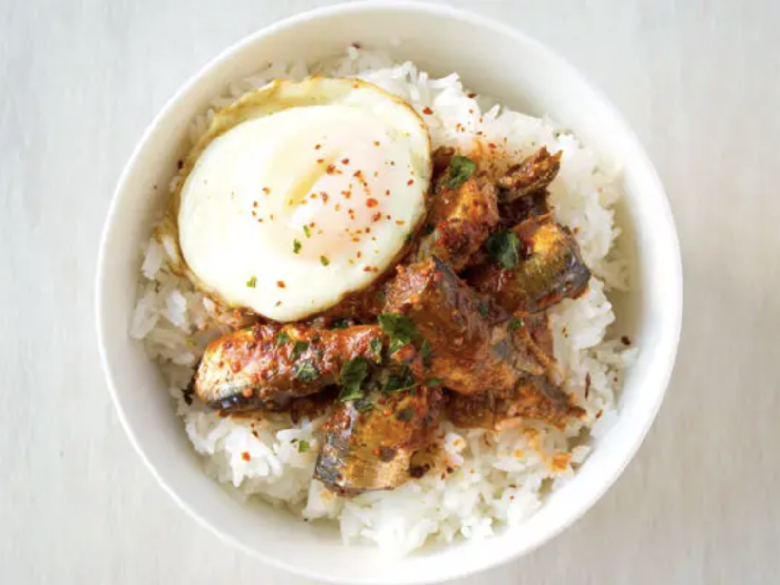 sardine rice bowl with egg