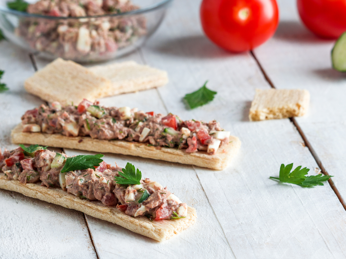 Tuna salad with whole-grain crackers