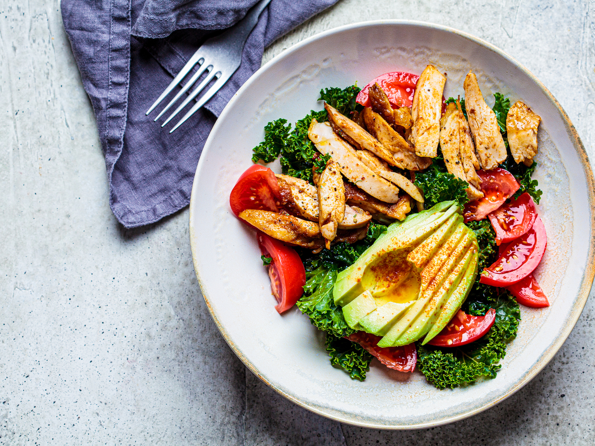 chicken with kale and avocado