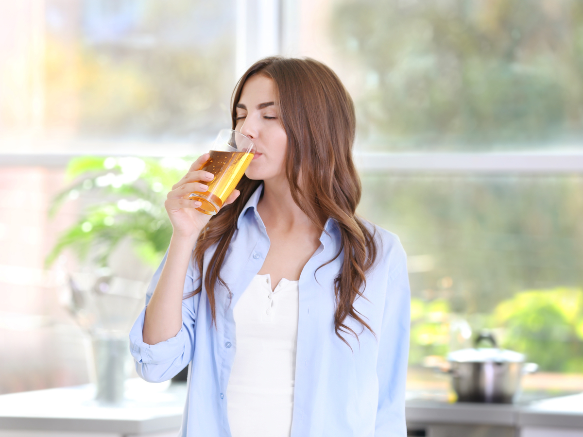 Apple Cider Vinegar for Bloating, Gut Health, and More