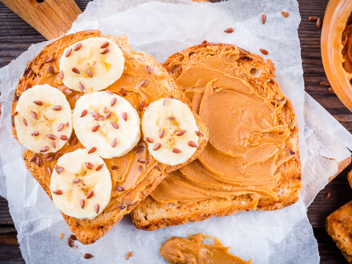 peanut butter toast with banana and flax seeds