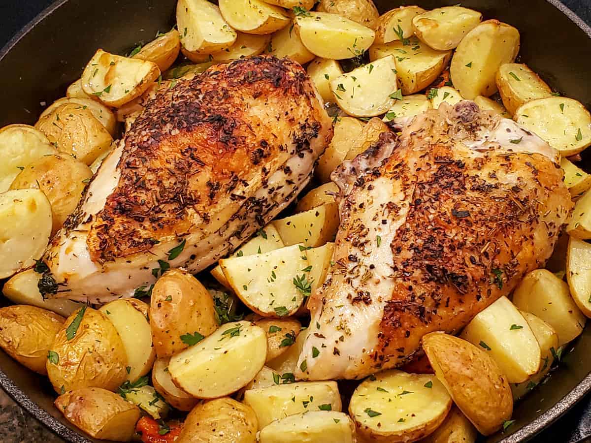Healthy Cast Iron Skillet Recipes: Chicken and Potatoes
