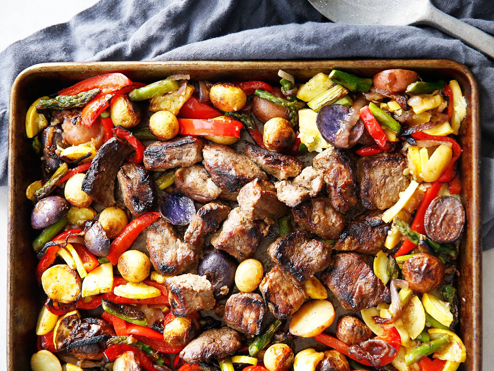 steak tip sheet pan dinner with veggies