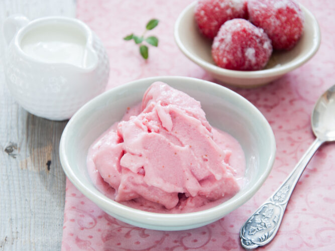 strawberry frozen yogurt in a bowl