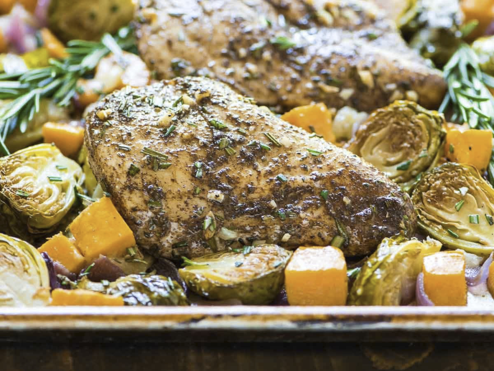 sheet pan chicken with sweet potatoes and brussels sprouts
